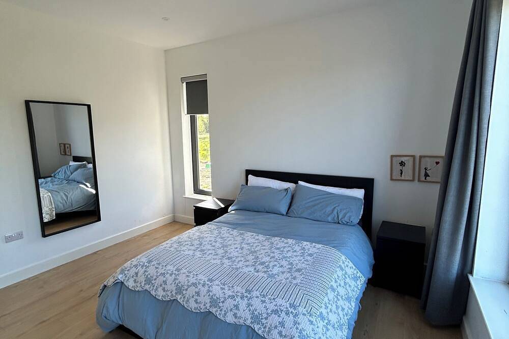 Modern Rural Ireland Retreat – Spacious & Peaceful Countryside Escape. in Lough Neagh