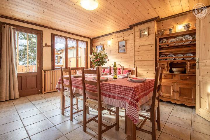 Gîte pour 5 personnes, avec Terrasse et Jardin