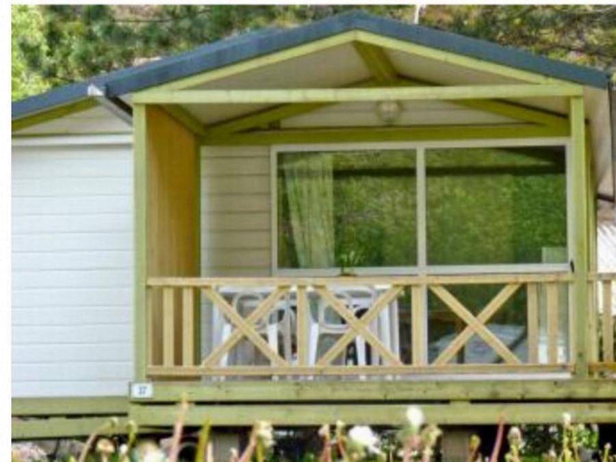 Camping Les Eaux Chaudes - Chalet 4 personen - 4sitzig - Pmr in Digne-les-Bains, Alpes-de-Haute-Provence