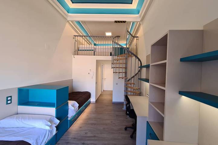 Gîte pour 12 personnes, avec balcon à Vic - 2