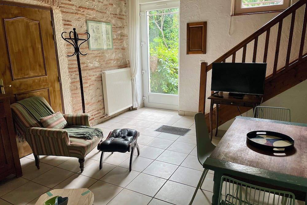 Gites 2 rooms for 4 people, with swimming pool in Villeneuve-sur-Lot, Quercy