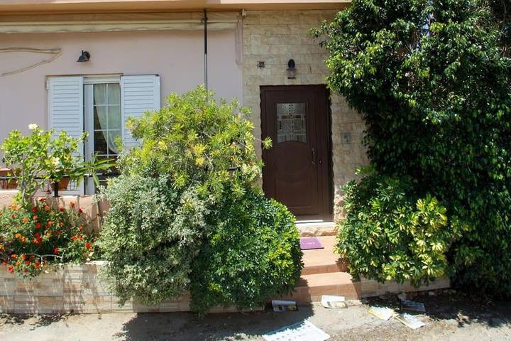 Gîte pour 5 personnes, avec jardin dans Amoudara - 3