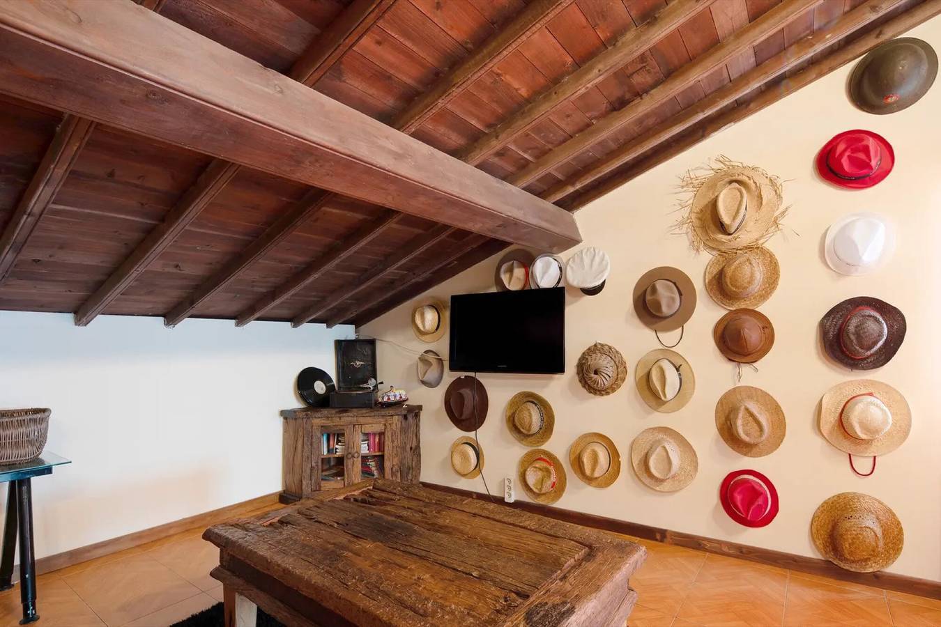 Zimmer 'Lagoa' mit Meerblick, privater Terrasse und Wlan in São Miguel Island, Lagoa (Azoren)