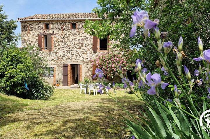 Location de vacances pour 6 personnes, avec Jardin à Saint-Jean-de-Marcel