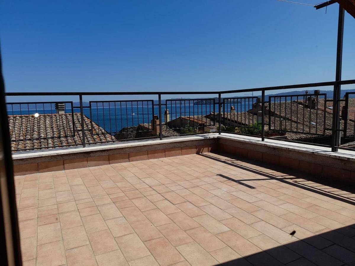 Geheel appartement, One-Bedroom Apartment in Marta, Meer van Bolsena