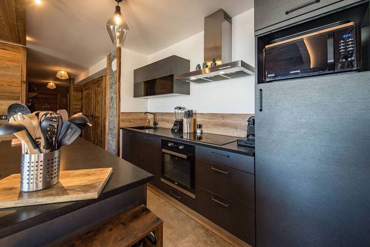 Ganze Ferienwohnung, Ferienwohnung für 8 Personen mit Balkon in Valmeinier, Region Saint-Jean-de-Maurienne