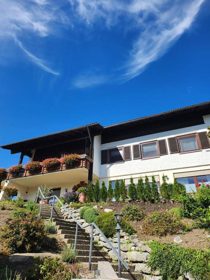 Ferienwohnung für 4 Personen, mit Ausblick und Terrasse in Wertach - 3