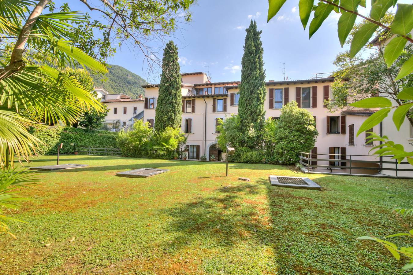 Appartamento intero, Paul | Spacious Central Apart & Garage in Spiaggia delle Rive (Salò), Salò