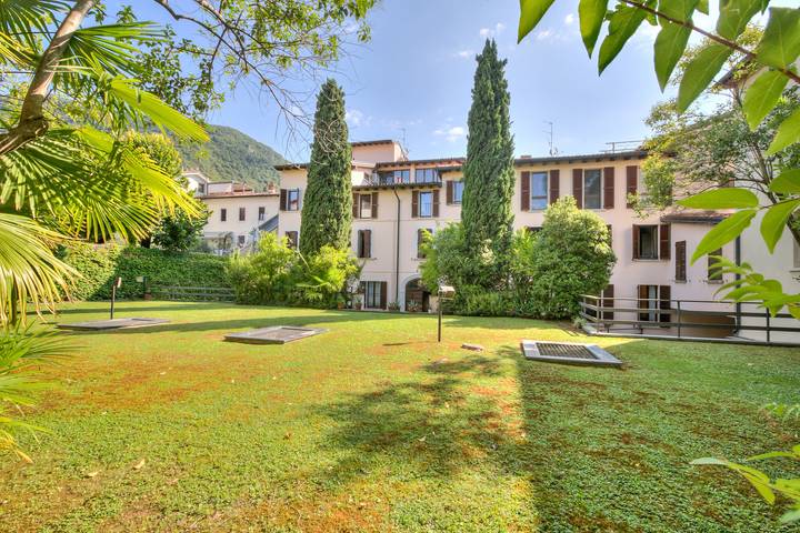 Appartamento intero, Paul | Spacious Central Apart & Garage in Spiaggia delle Rive (Salò), Salò