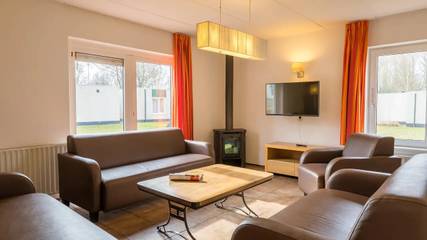 Bungalow voor 10 Personen in Borger, Drenthe, Afbeelding 1