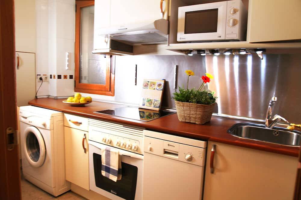 Apartamento entero, Apartamento: Cerca de todo y muy comodo in Chamartín (Madrid), Madrid