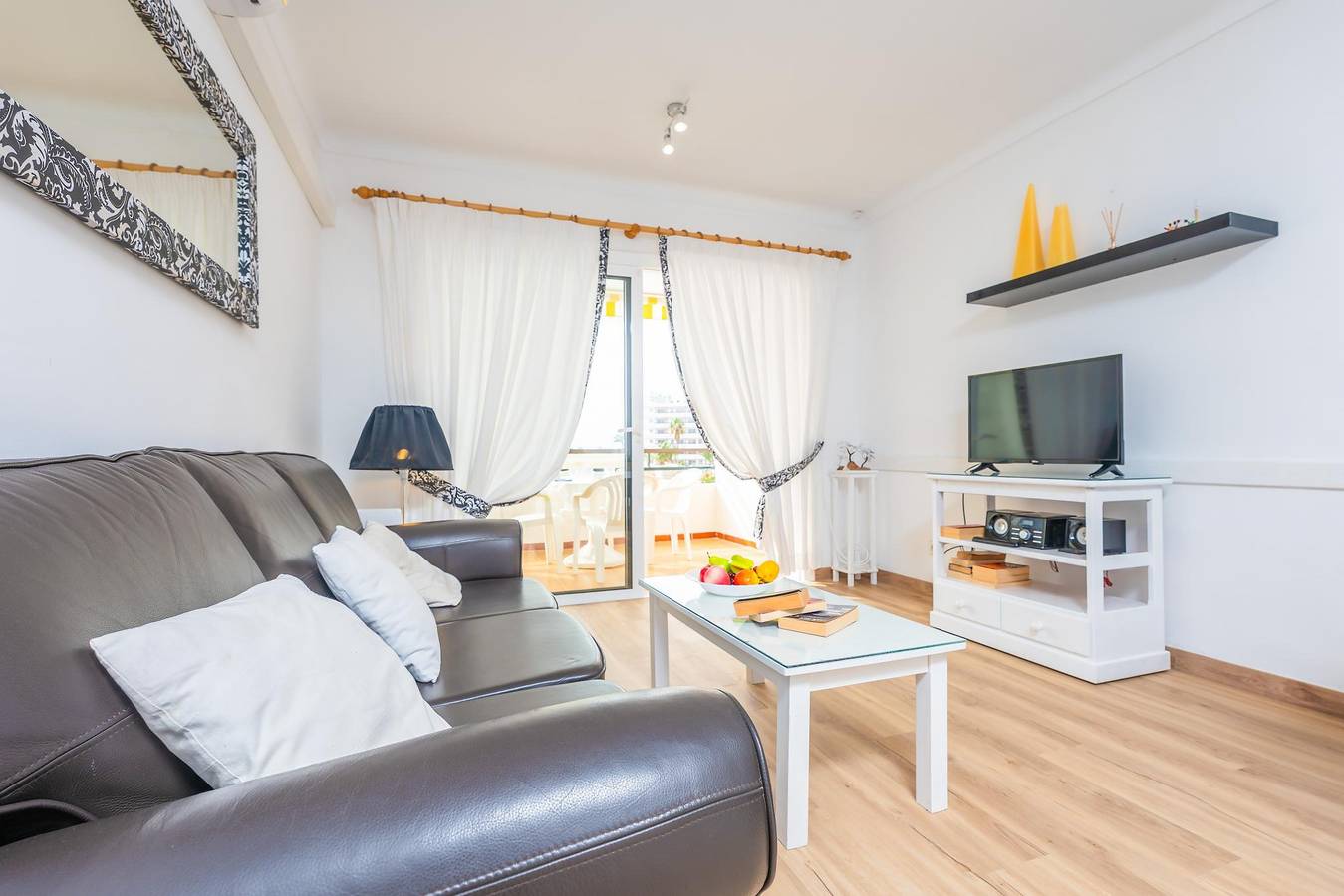 Entire holiday apartment, Sol - Nice apartment close to the beach and leisure area. Free Wifi. in Alcúdia, North Majorca