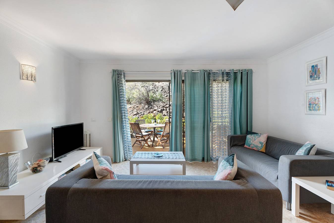 Ganze Wohnung, Ferienwohnung 'Blue Dream Pebble Beach' mit Meerblick, Gemeinschaftspool und Wlan in Las Adelfas, Amarilla Golf