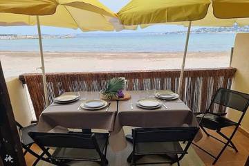 Gîte pour 4 personnes, avec balcon dans La Pointe-Rouge