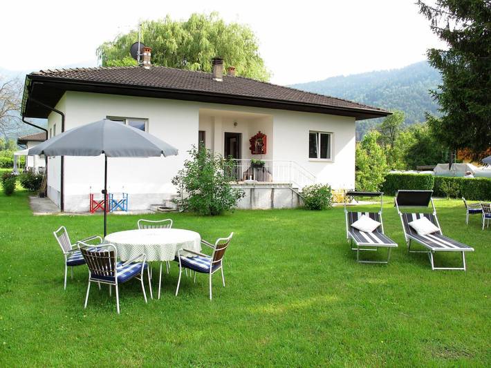 Casa vacanza per 4 persone, con vista lago e giardino in Lago di Caldonazzo
