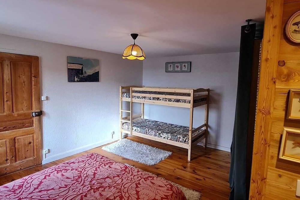La Frisanfave. Maison Ancienne au Cœur du Village. Spacieuse et Confortable in Abriès-Ristolas, Queyras