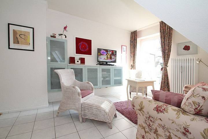 Apartamento entero, Am Rosenhain 8 Appartement 4 in Timmendorfer Strand, Distrito de Holstein Oriental