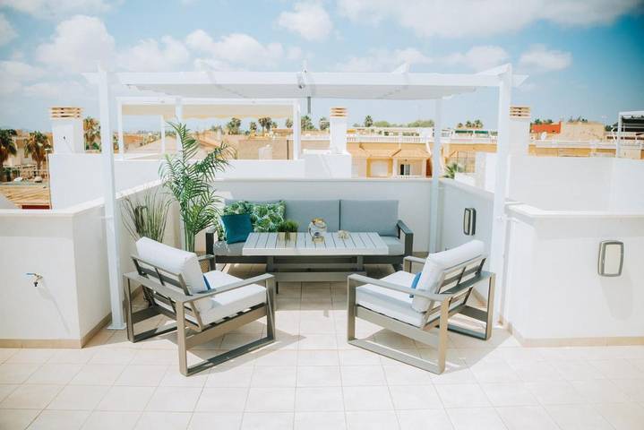 Casa rural para 6 personas, con vistas además de jardín y piscina en Los Alcázares - 2