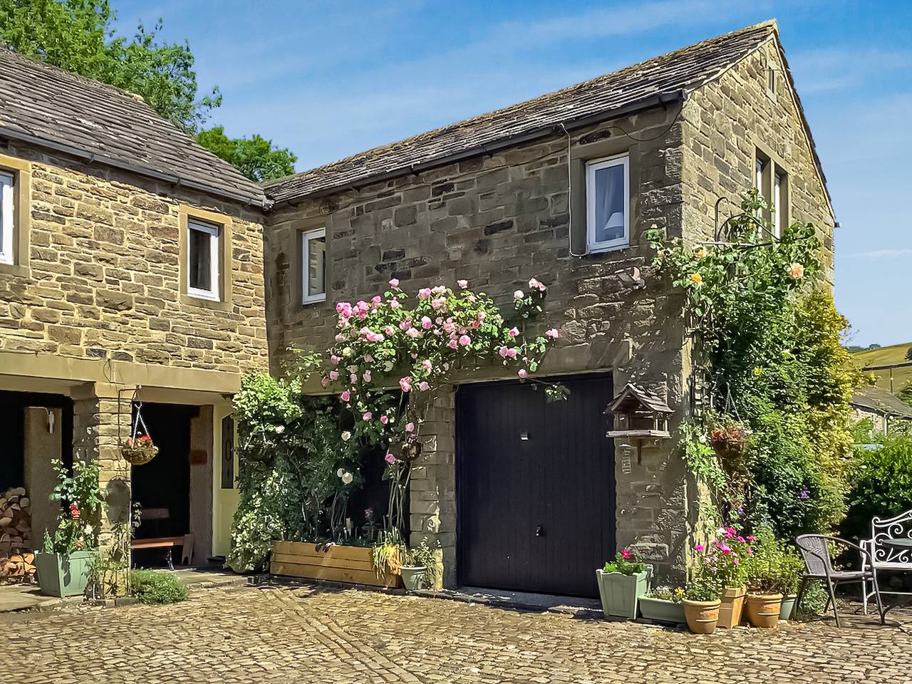 Log Cabin for 4 People in North Yorkshire, Yorkshire