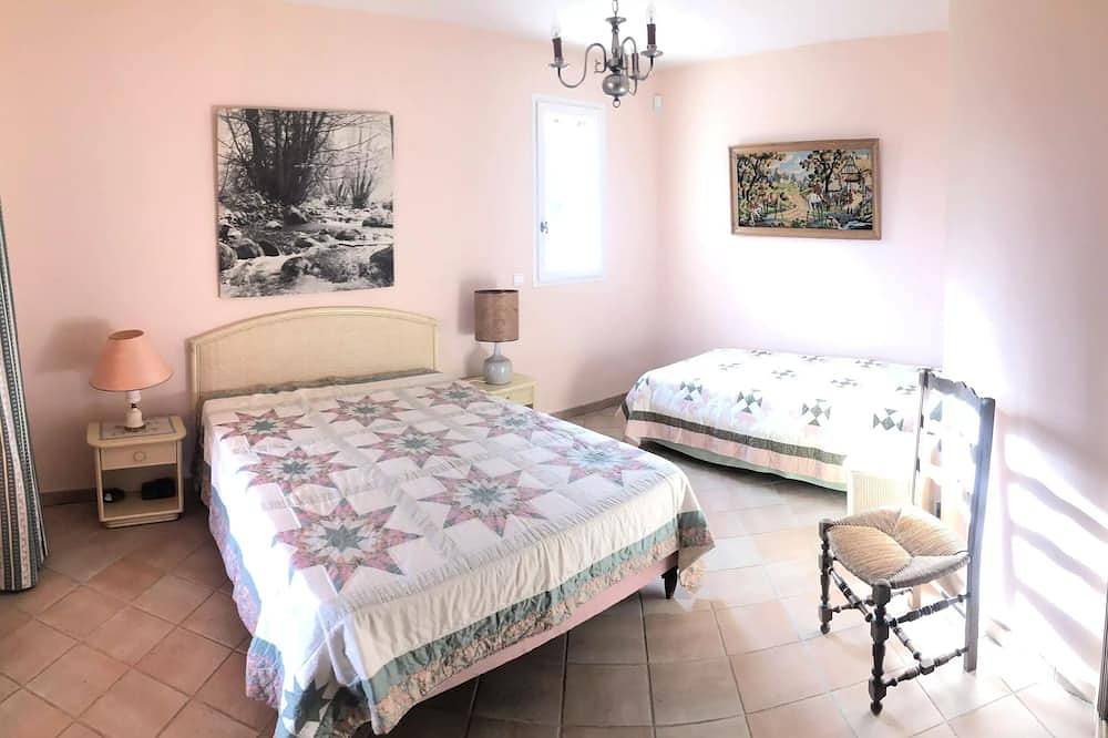 Villa climatisée avec piscine 5 pièces 8 personnes - Confort in Ollioules, Côte méditerranéenne (France)