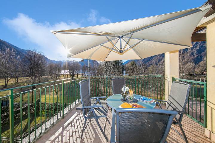 Ferienwohnung für 4 Personen, mit Terrasse und Seeblick, mit Haustier - 1