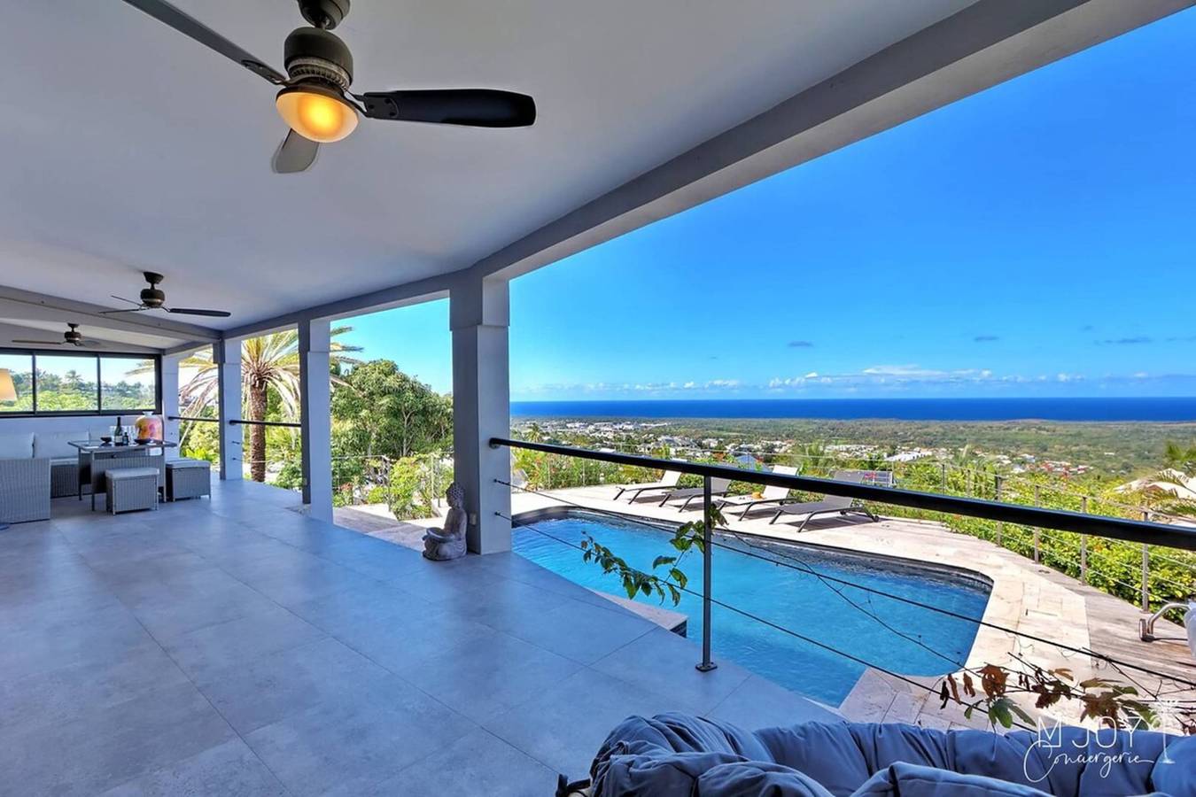 Villa Jîvana et sa vue panoramique in L'Étang-Salé, Île de la Réunion