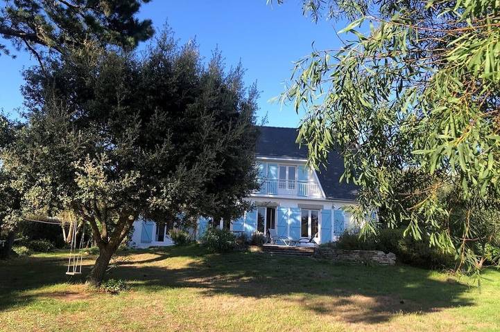 Location de vacances pour 14 personnes, avec Jardin dans Plage Kermor