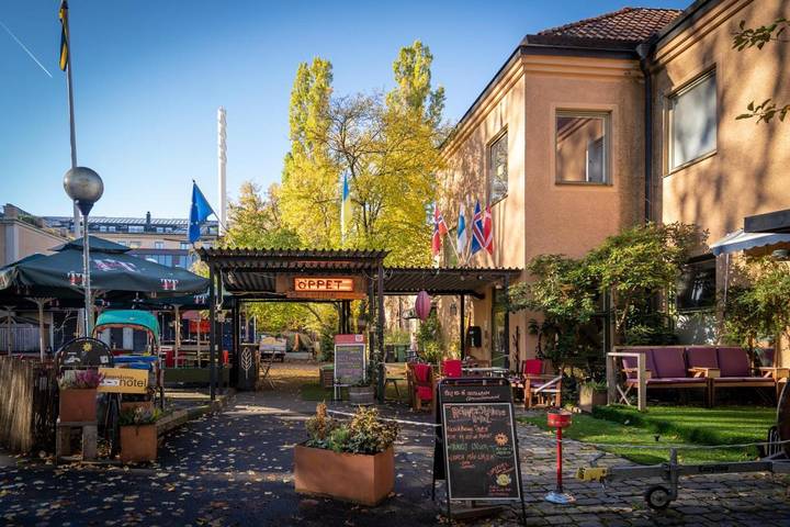 Hotel, mit Terrasse und Garten sowie Sauna in Stockholm