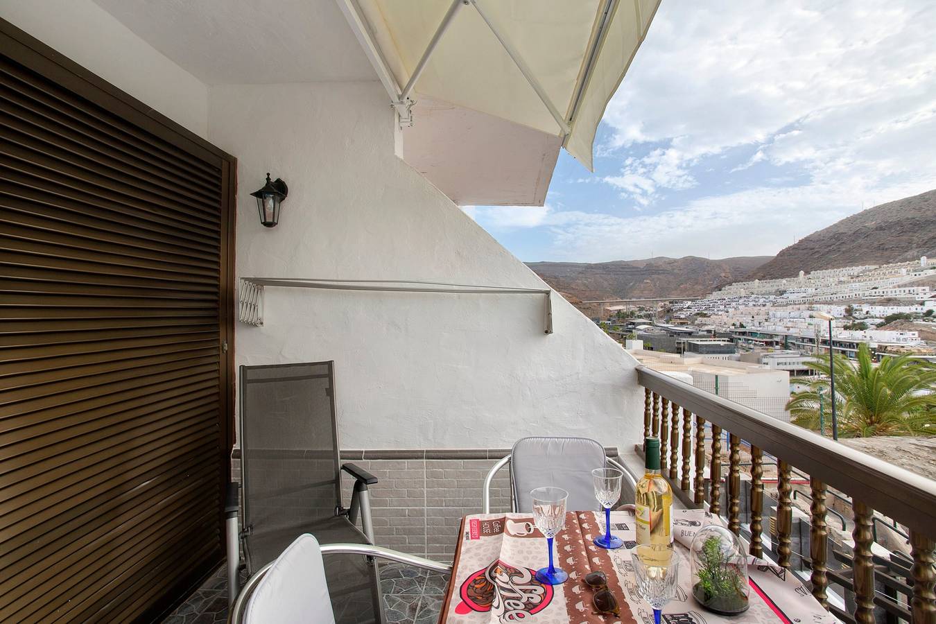 Ganze Wohnung, Ferienwohnung 'Bellavista' mit Gemeinschaftspool, privater Terrasse und Wlan in Puerto Rico (Gran Canaria), Gran Canaria Süd