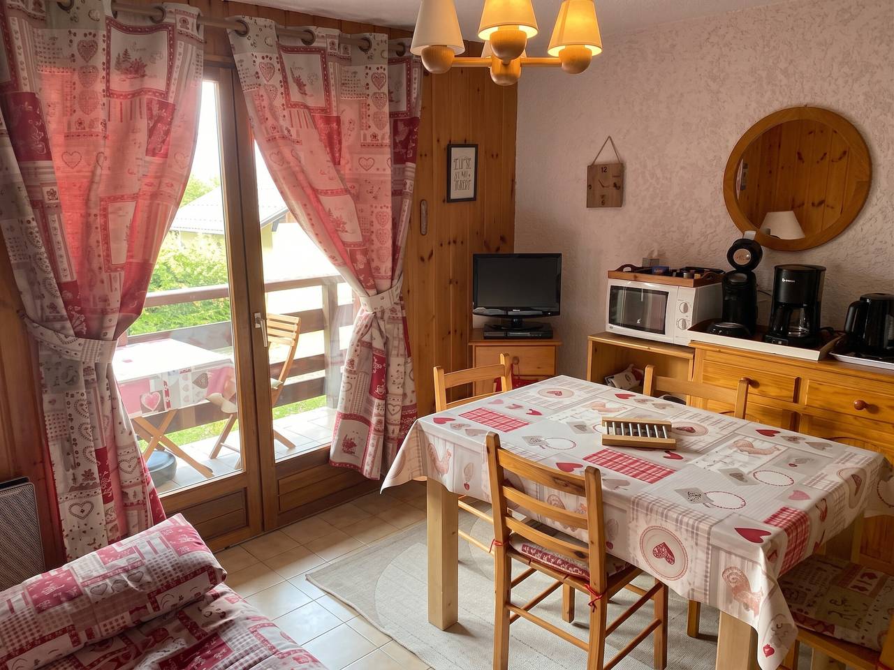 Studio entier, Studio avec vue sur la montagne à Saint-Gervais-les-Bains - 20 m² in Saint-Gervais-les-Bains, Pays du Mont-Blanc