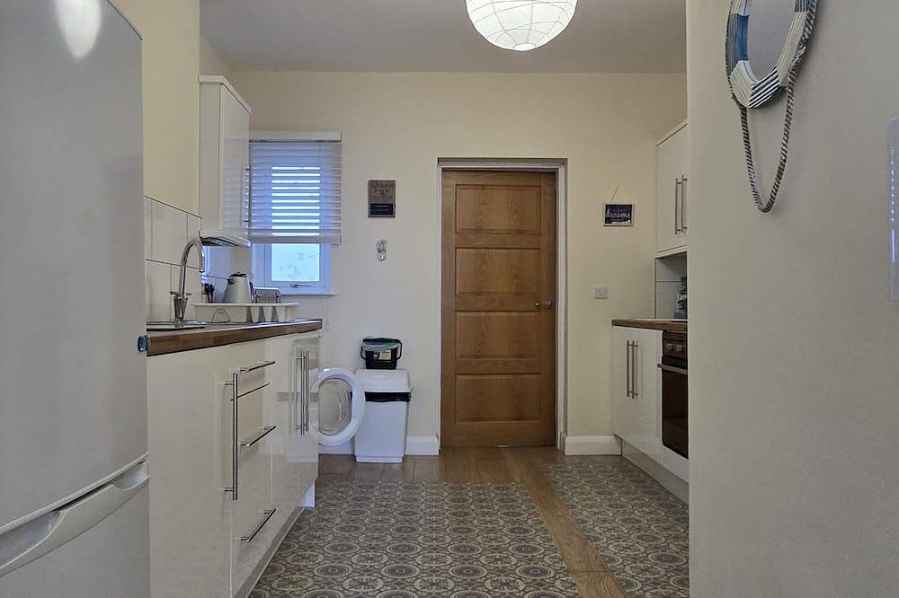 Ganze Wohnung, Apartment-Balkon-Eigenes Badezimmer-2 in Carrickfergus, Grafschaft Antrim