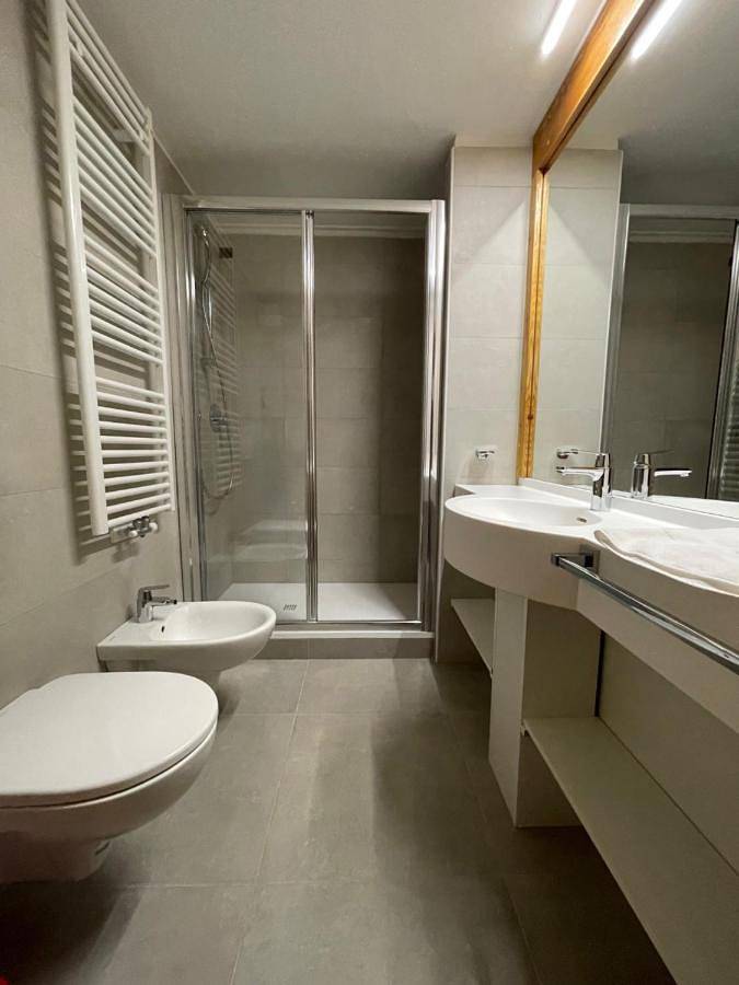 Ferienwohnung für 5 Personen, mit Terrasse und Garten sowie Sauna und Ausblick in Canazei