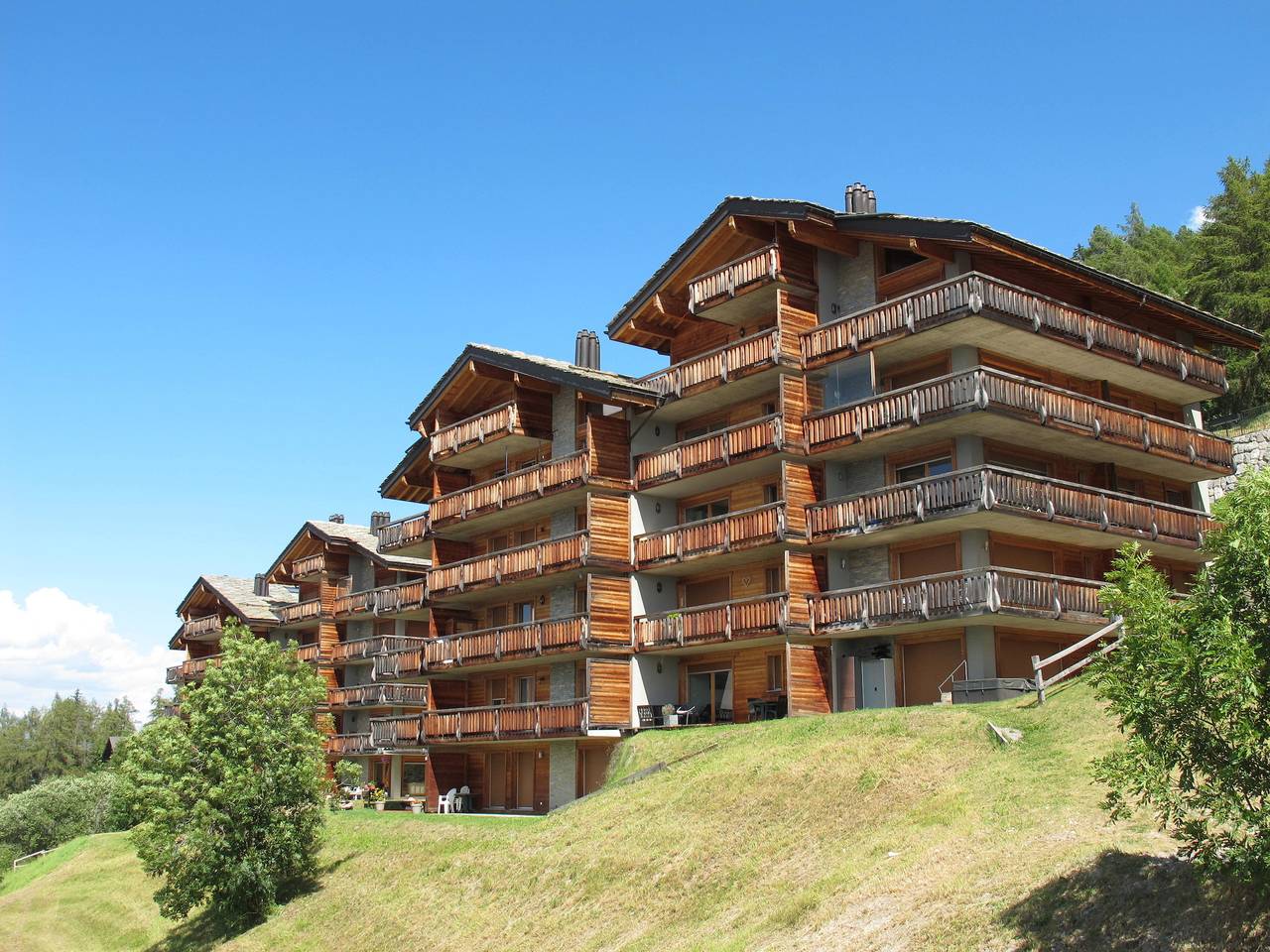 Entire holiday apartment, Holiday apartment for 7 people with view in Veysonnaz, Wallisian Alps