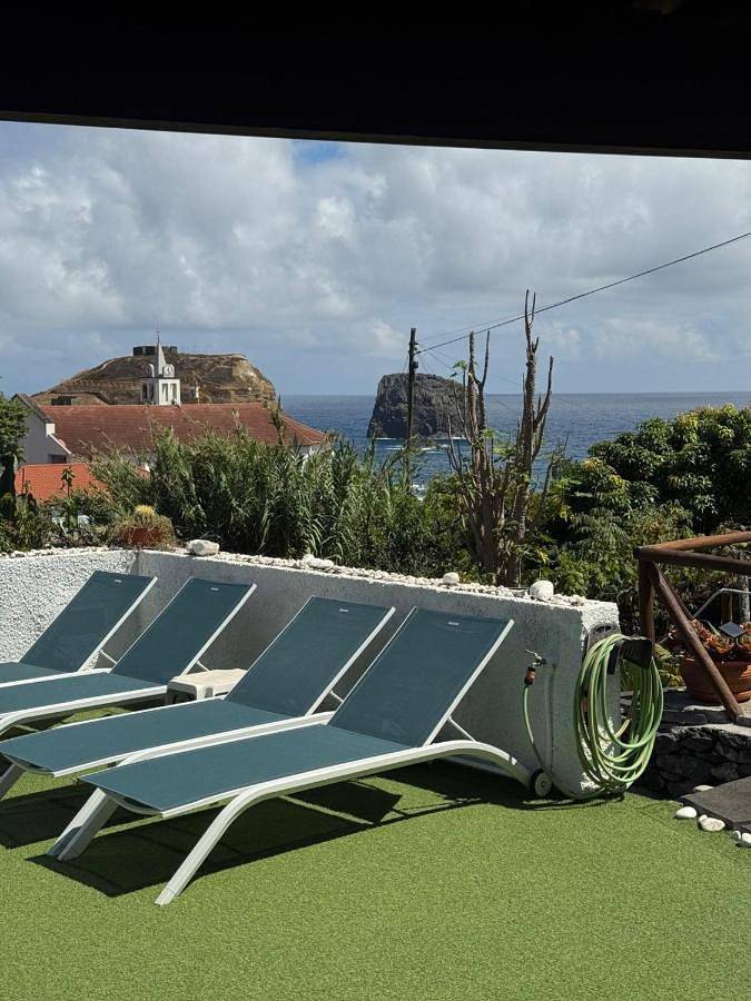 Casa de férias para 3 pessoas, com jardim e vista, com animais de estimação em Porto da Cruz