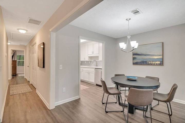 Villa for 6 people, with pets in Georgia