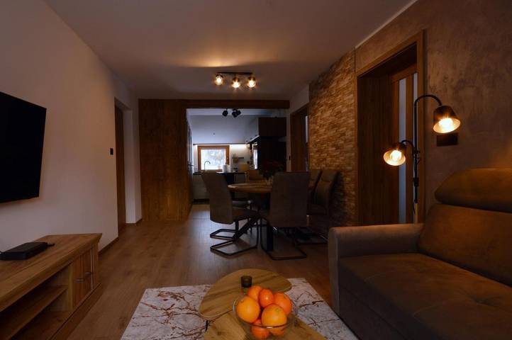 Apartament wakacyjny dla 8 osób, z ogród i widok oraz taras, zwierzęta dozwolone - 1