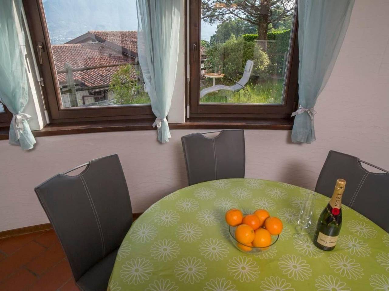 Ganze Wohnung, Residenza Viramonte - Casa Bianca, Wohnung 13 in Piazzogna, Gambarogno