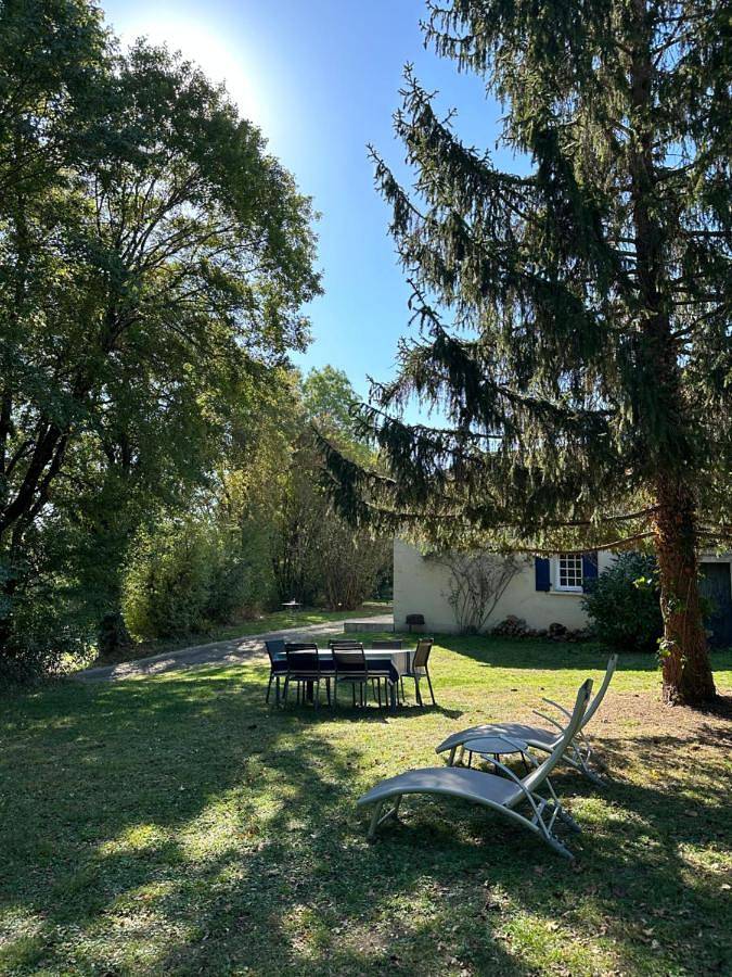 Maison de campagne cosy dans la verdure in Champniers, Charente