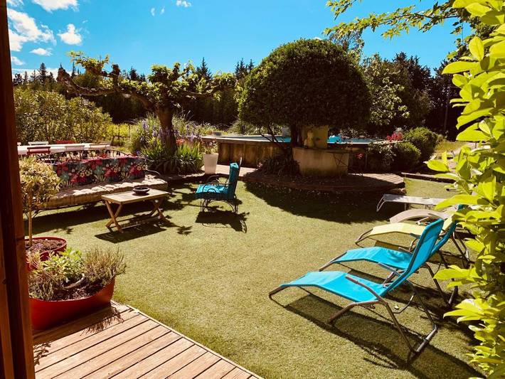 Location de vacances pour 7 personnes, avec piscine et jardin à Loriol-du-Comtat - 4