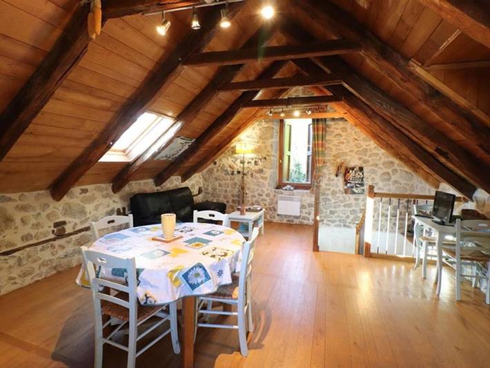 Location de vacances pour 3 personnes, avec jardin à Leucamp - 4