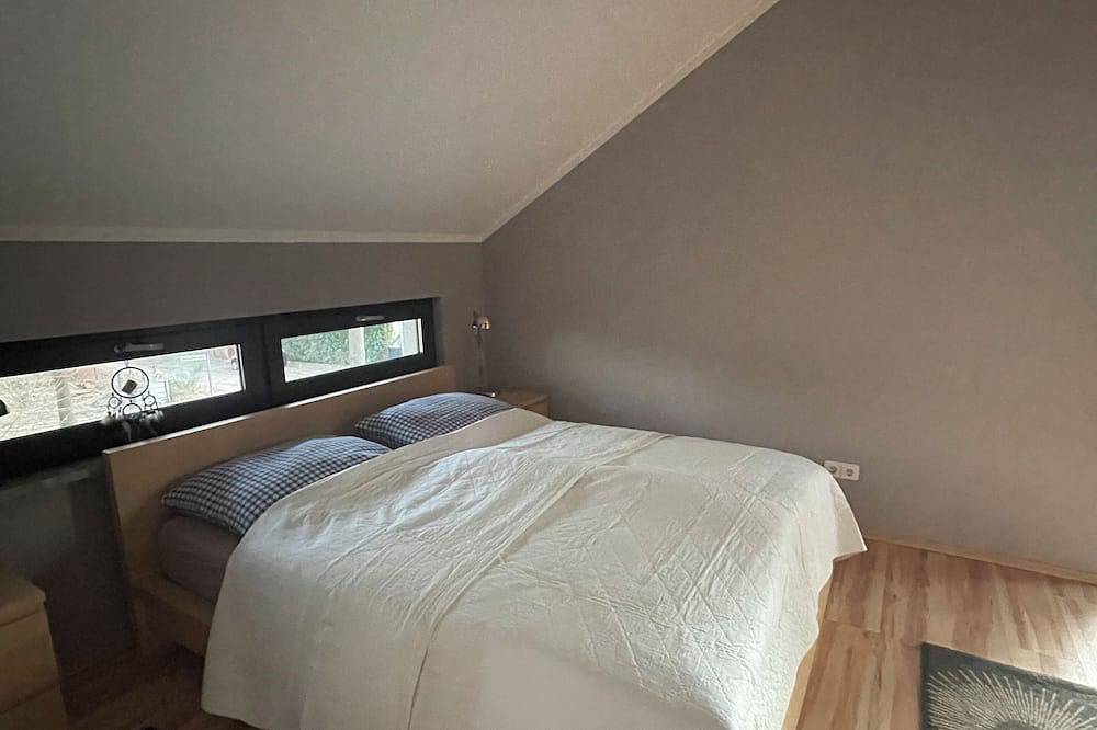 Modernes Ferienhaus im Berliner Umland 100 m zum Wandlitz- und Liepnitzsee in Wandlitz, Naturpark Barnim