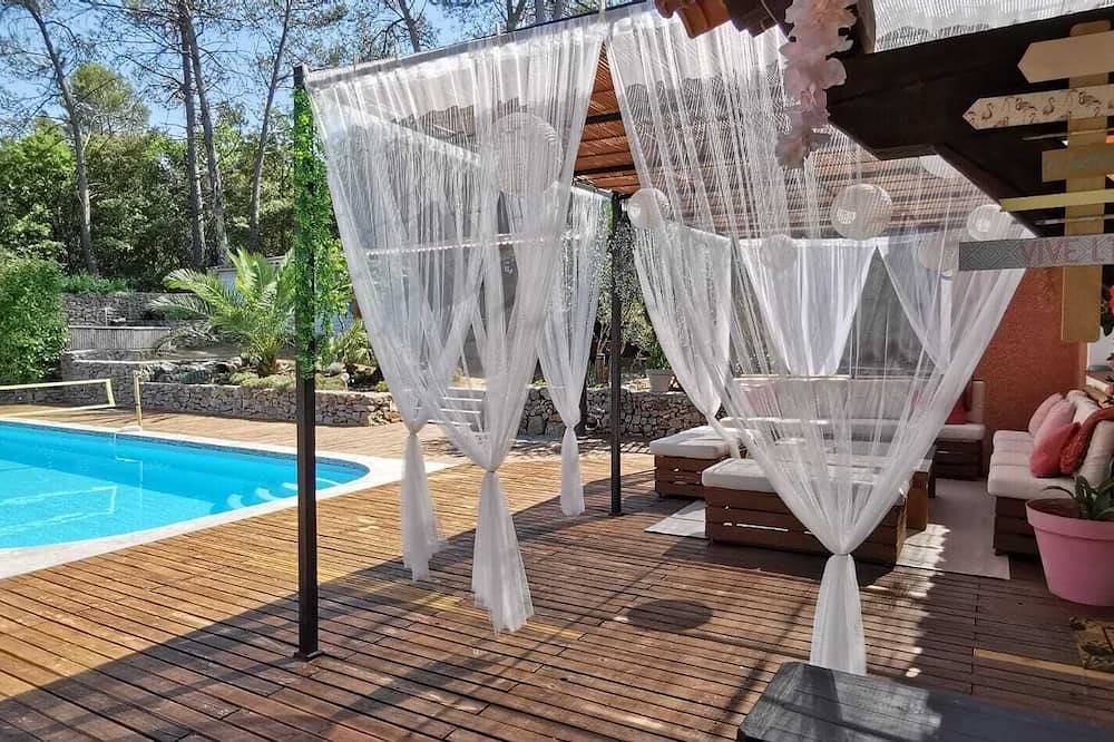 6 habitaciones 13 personas piscina climatizada y jacuzzi in Flassans-sur-Issole, Región Brignoles