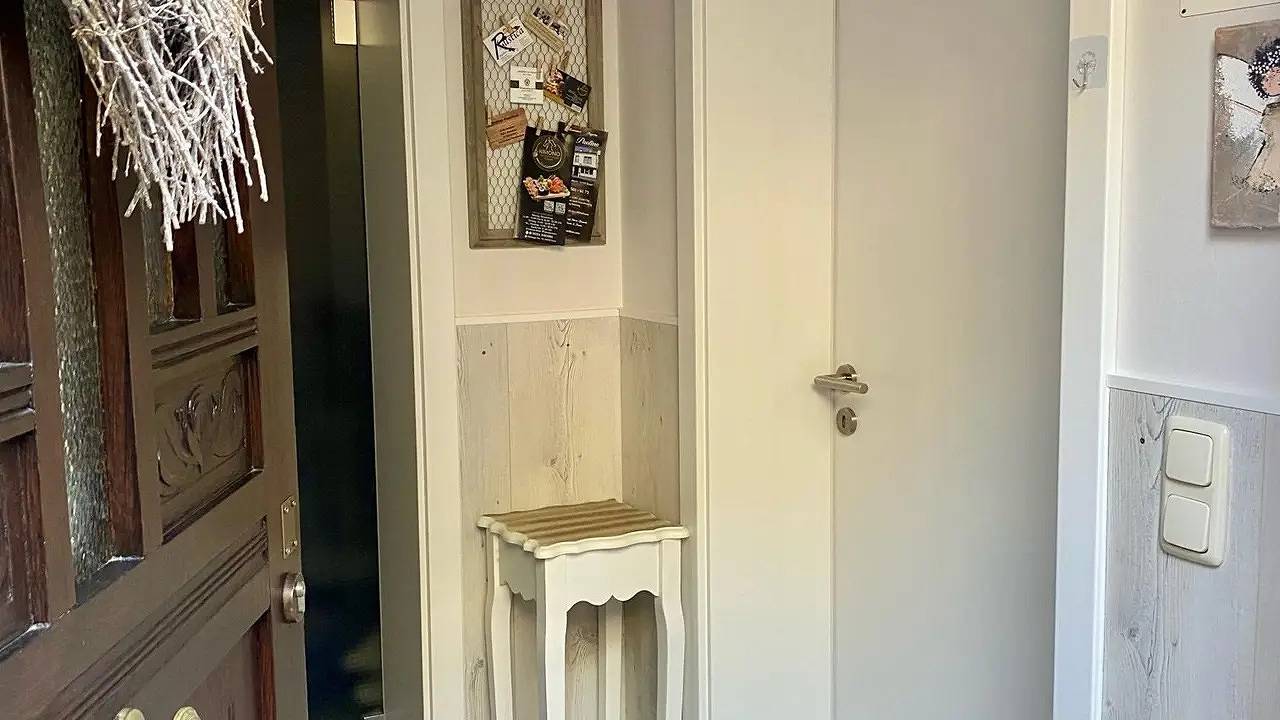 Ganze Ferienwohnung, Ferienwohnung für 2 Personen (37 m²) in Konz in Konz, Landkreis Trier-Saarburg
