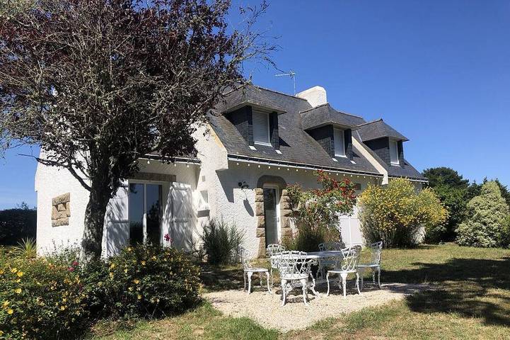 Villa pour 7 personnes, avec terrasse et jardin