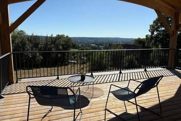 Gîte pour 6 personnes, avec terrasse et jardin, animaux acceptés à Marnac