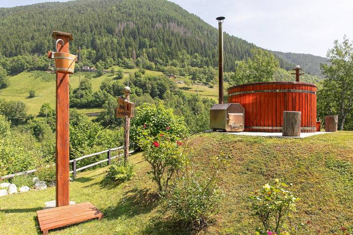 Appartamento intero, Appartamento in Chalet 'Soggiorno Con Camera Deluxe' con vista sulle montagne in Monno, Valtellina