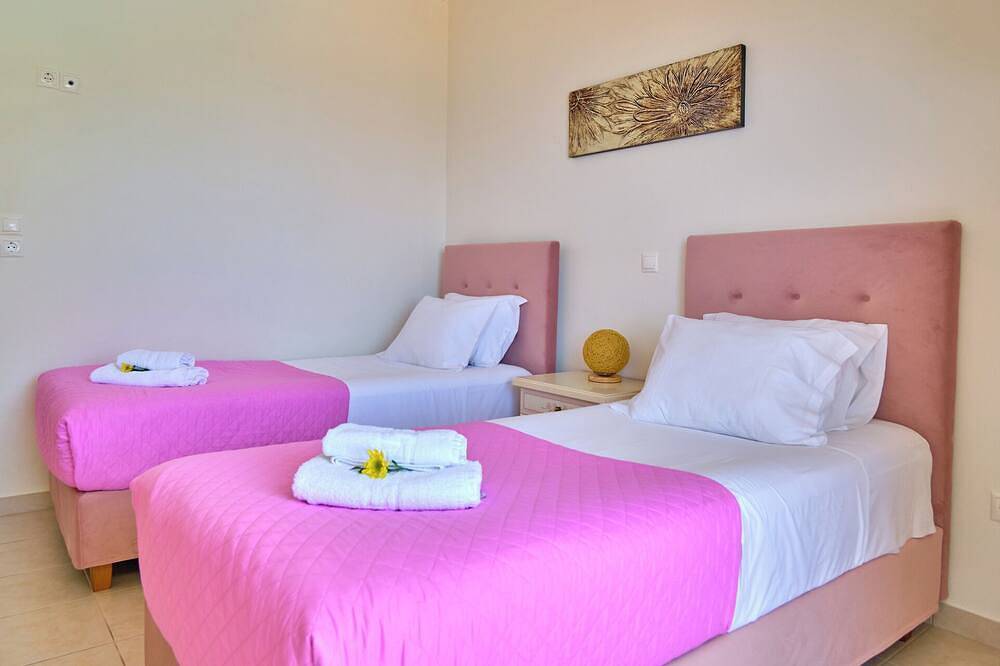 Villa Spiros with private heated pool Imerolia Kassiopi in Kassiopi, Corfu