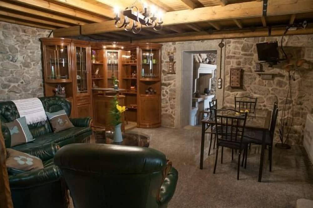 Casa do Vinculeiro O Sangriñal in A Baña, Costa de Galicia