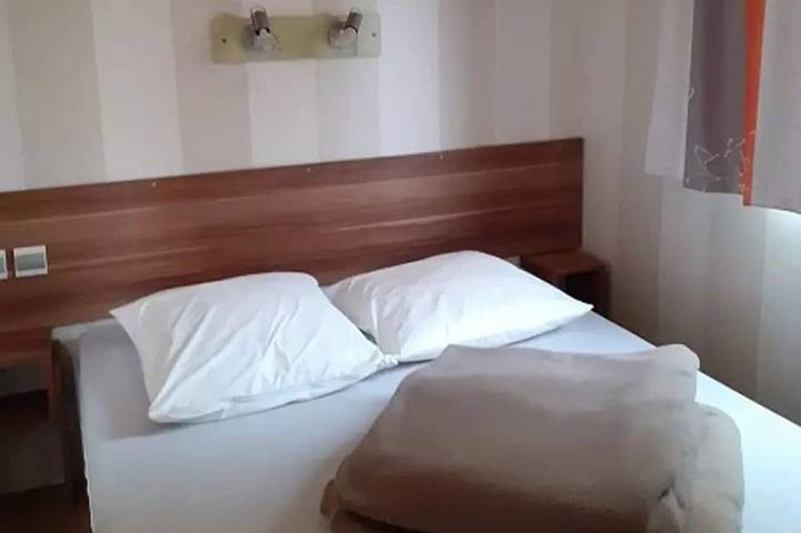 Camping pour 4 personnes à Saint-Lunaire - 3