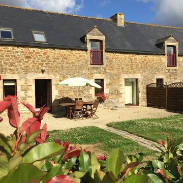 Gîte pour 4 personnes, avec jardin et terrasse à Bourseul